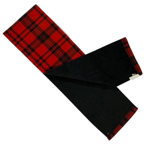 Classic Old Navy Plaid Scarf - Picture 2 of 5